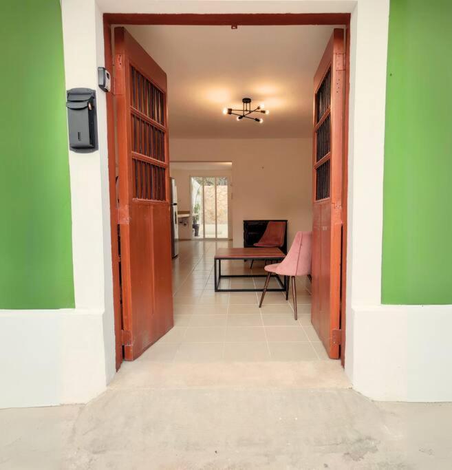 Casa Colibri Con Alberca En El Centro Appartement Mérida Buitenkant foto